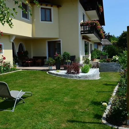 Haus Gruber * Attersee